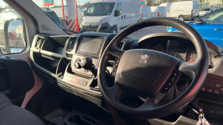 Peugeot Boxer 335 L3 Diesel 2.2 BlueHDi H2 Professional Premium+ Van 140ps